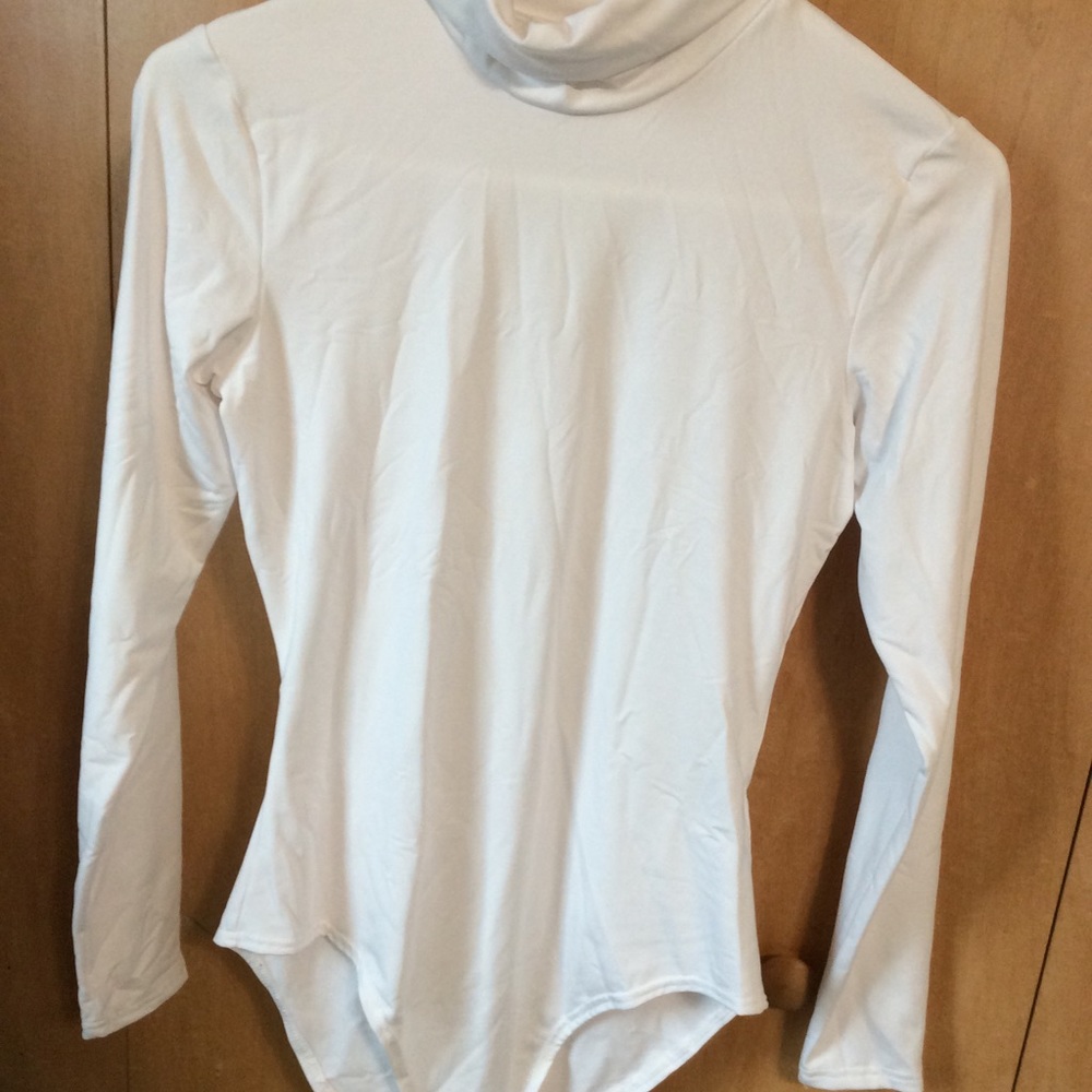 Ladies long sleeve bodysuit